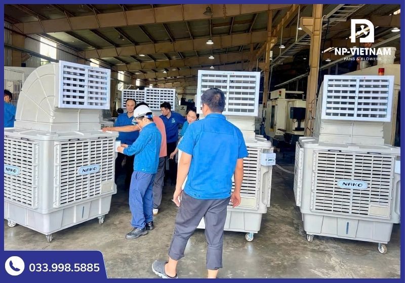 Máy làm mát di động NAKO tích hợp màn hình LCD hiển thị nhiệt độ và độ ẩm thông minh là lựa chọn cho môi trường không cố định
