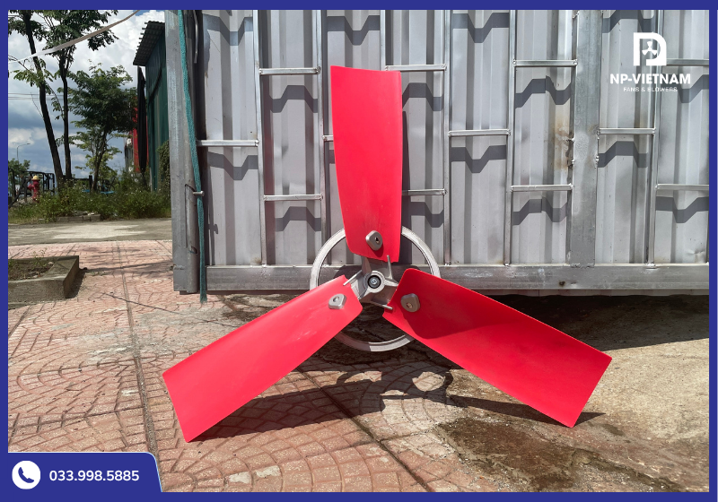 Cánh quạt composite đỏ