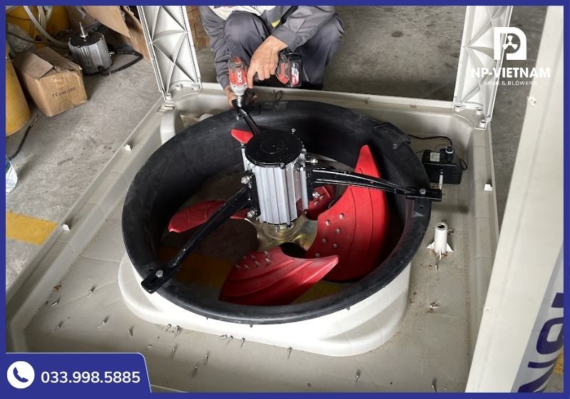 Động cơ lõi đồng tiêu chuẩn IP55 – "Trái tim" bền bỉ giúp máy vận hành liên tục trong môi trường nóng ẩm.