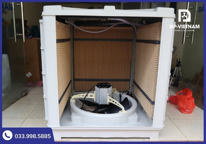 Cấu tạo bên trong máy làm mát air cooler 25000 NAKO thổi xuống