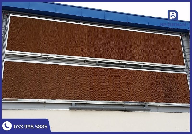 NP Việt Nam thi công trọn gói khung làm mát bằng Inox 304 cao cấp, đảm bảo độ bền tuyệt đối cho hệ thống áp suất âm.